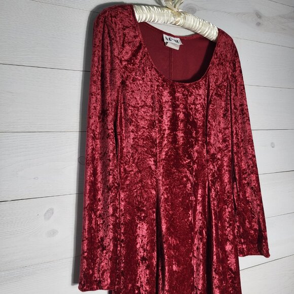 Women Dress Burgundy Crushed Velvet Velour Vintage Size 9/10. Whimsigoth Holiday - Picture 2 of 7